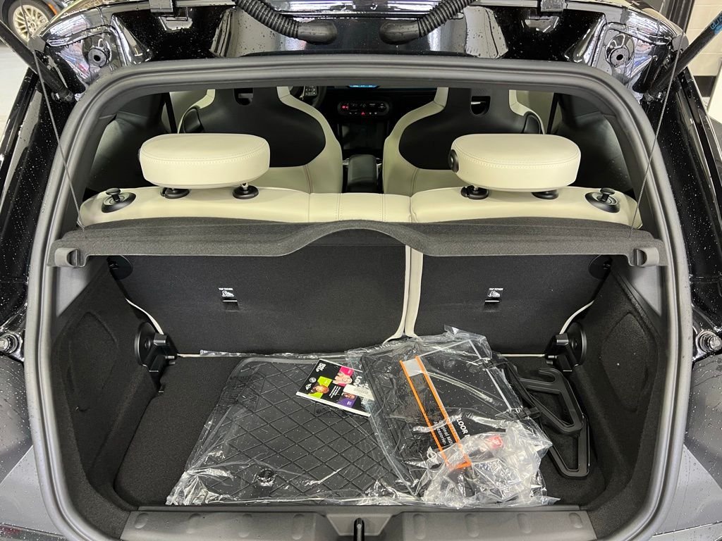 2025 MINI Hardtop 2 Door S - Photo 21