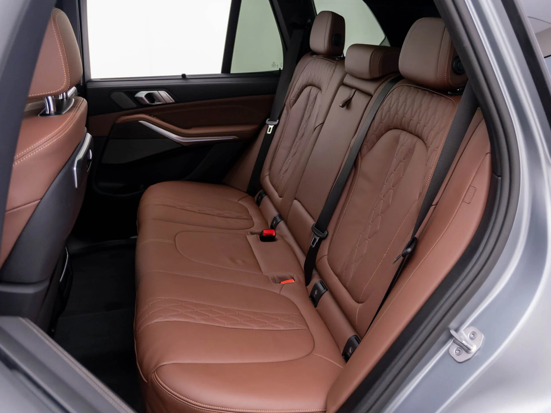 Certified Used 2026 Gray BMW xDrive50e image 16