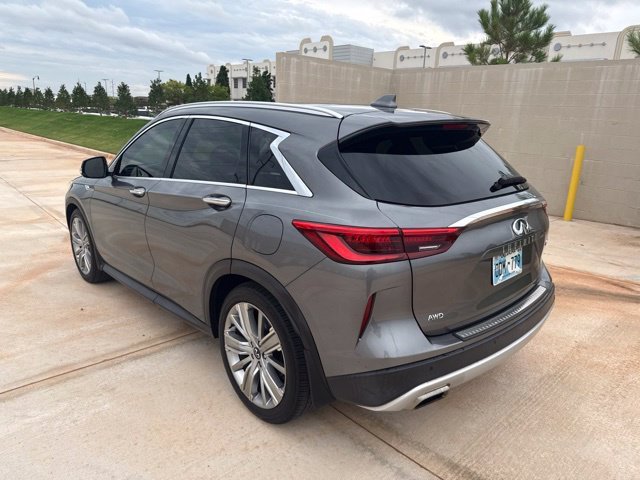 Used 2020 Gray INFINITI Sensory image 7