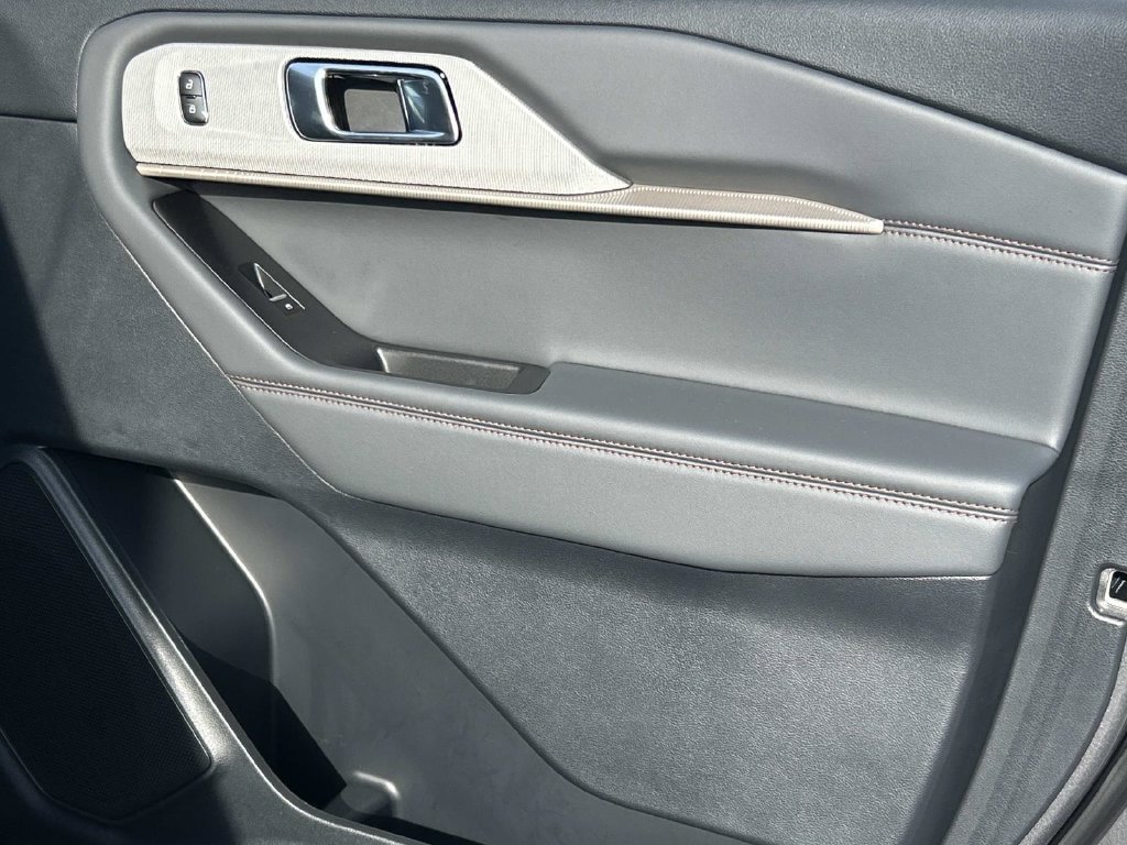Certified Used 2026 Carbonized Gray Metallic Ford Active image 26