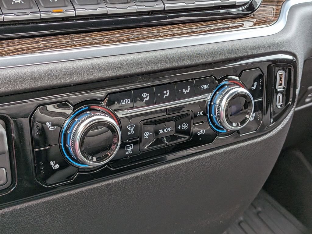 New 2026 Summit White GMC Elevation image 15