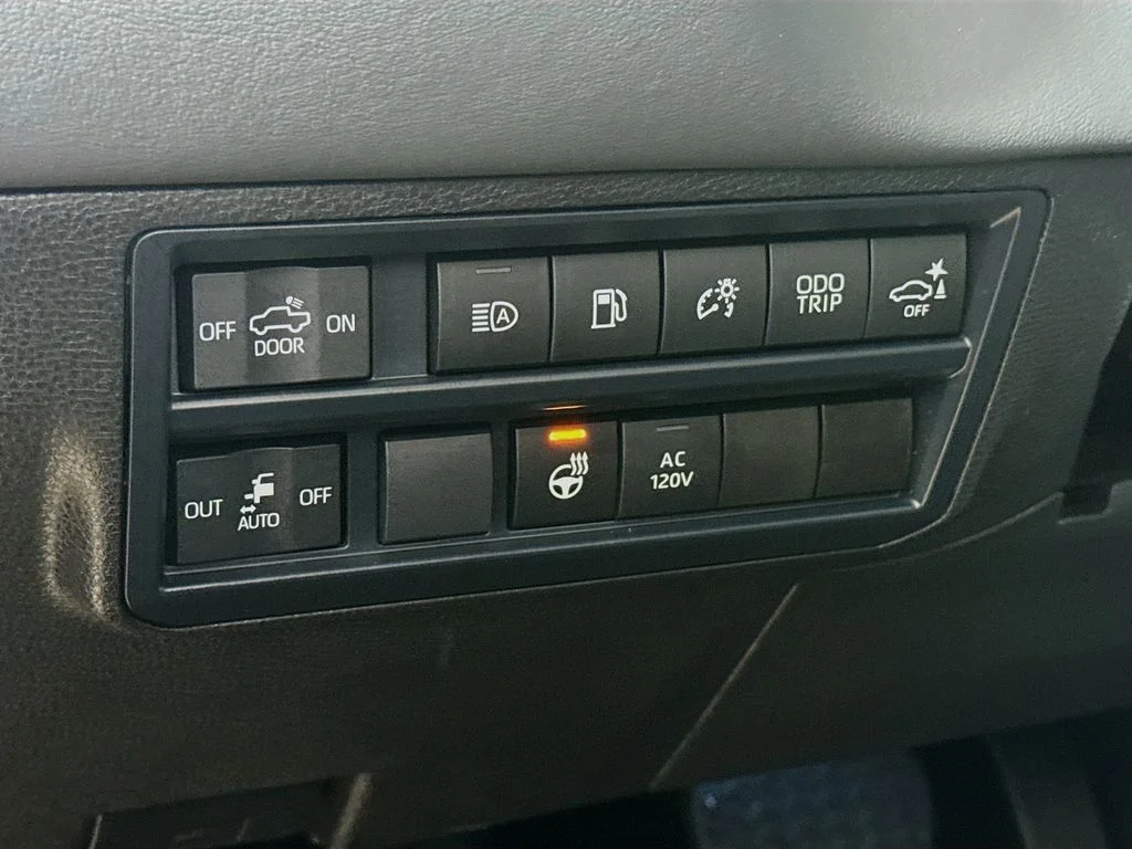 Used 2025 Lunar Rock Toyota Platinum Hybrid image 11