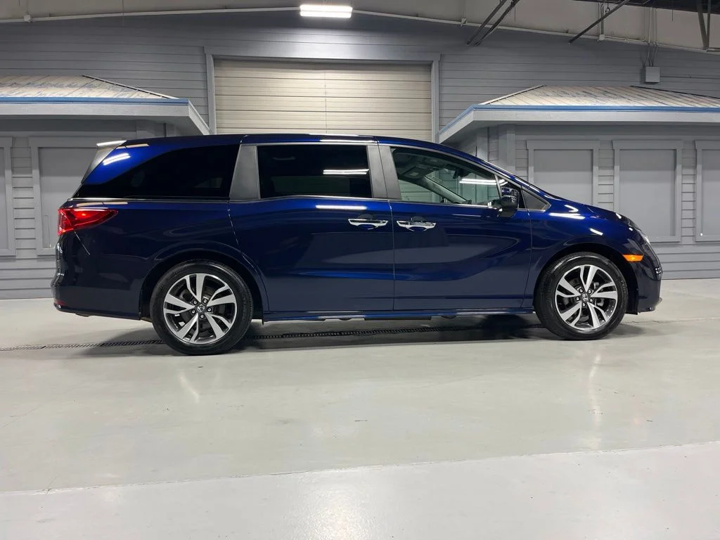 2024 Honda Odyssey Touring - Photo 8
