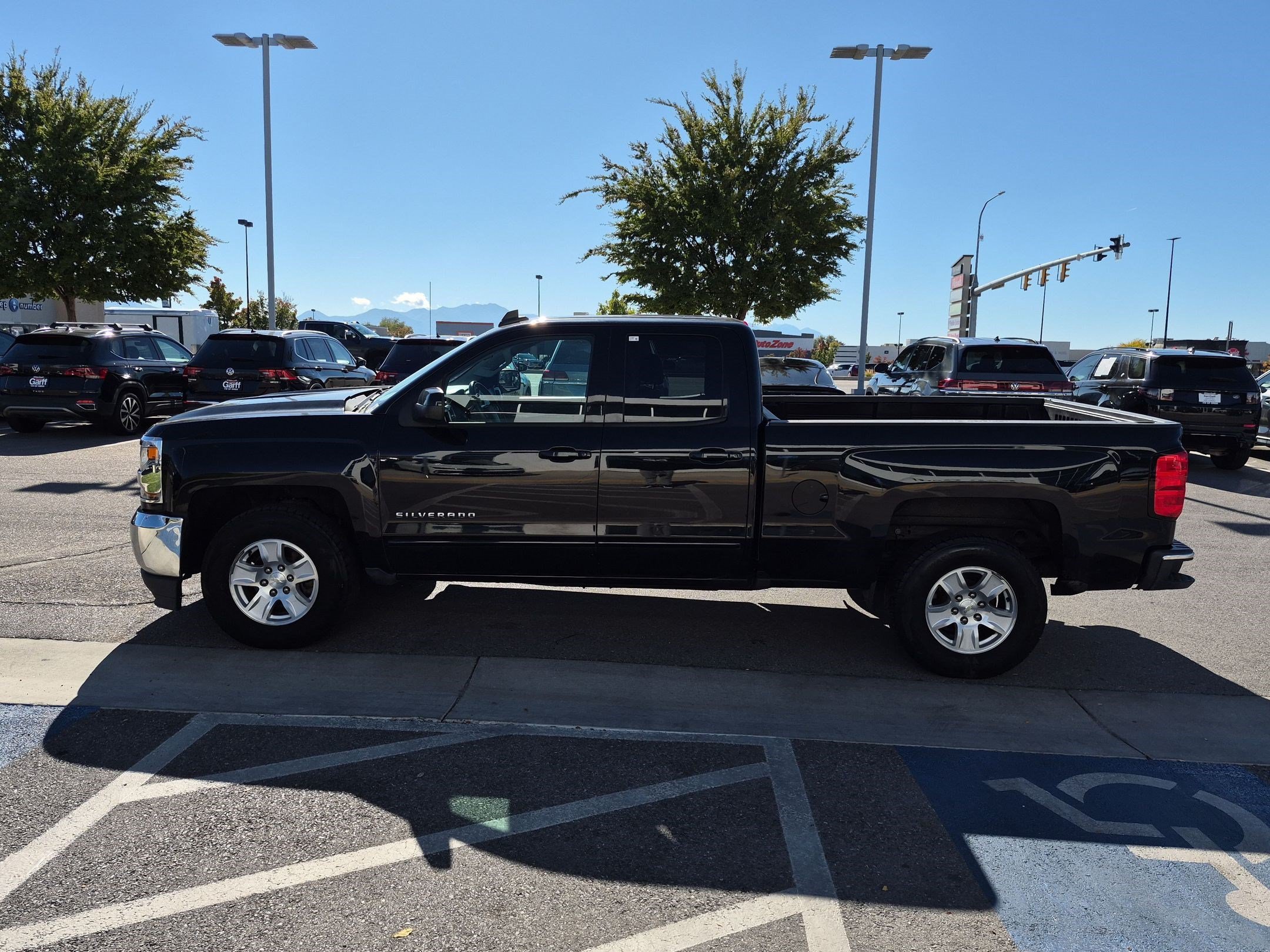 Used 2019 Black Chevrolet LT image 6