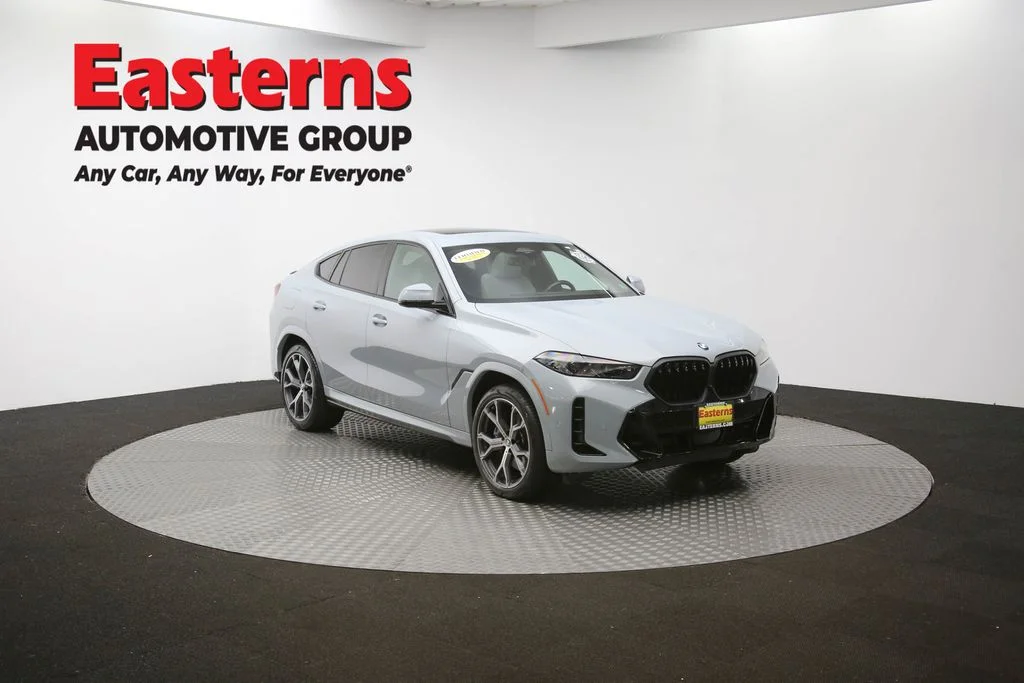 Used 2024 Gray BMW xDrive40i image 52