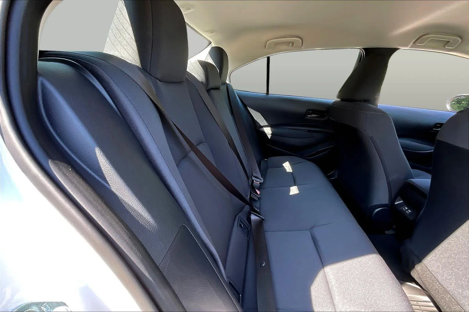 Used 2026 Ice Cap Toyota LE image 19