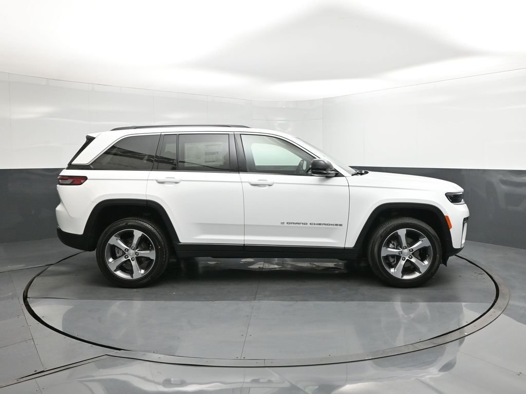 New 2026 Bright White Clearcoat Jeep Limited image 26