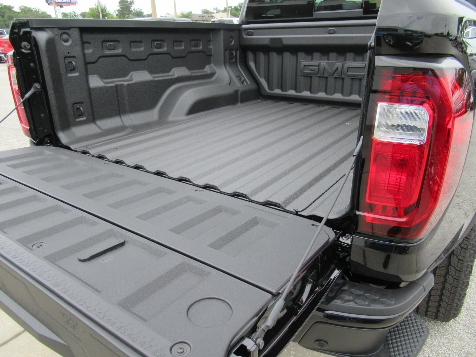 2026 GMC Canyon Elevation - Photo 28