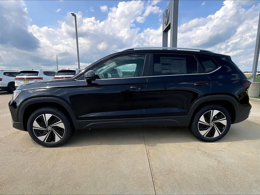 2026 Volkswagen Taos SE - Photo 6