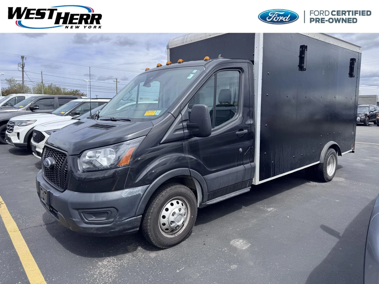 2022 Ford Transit Cutaway