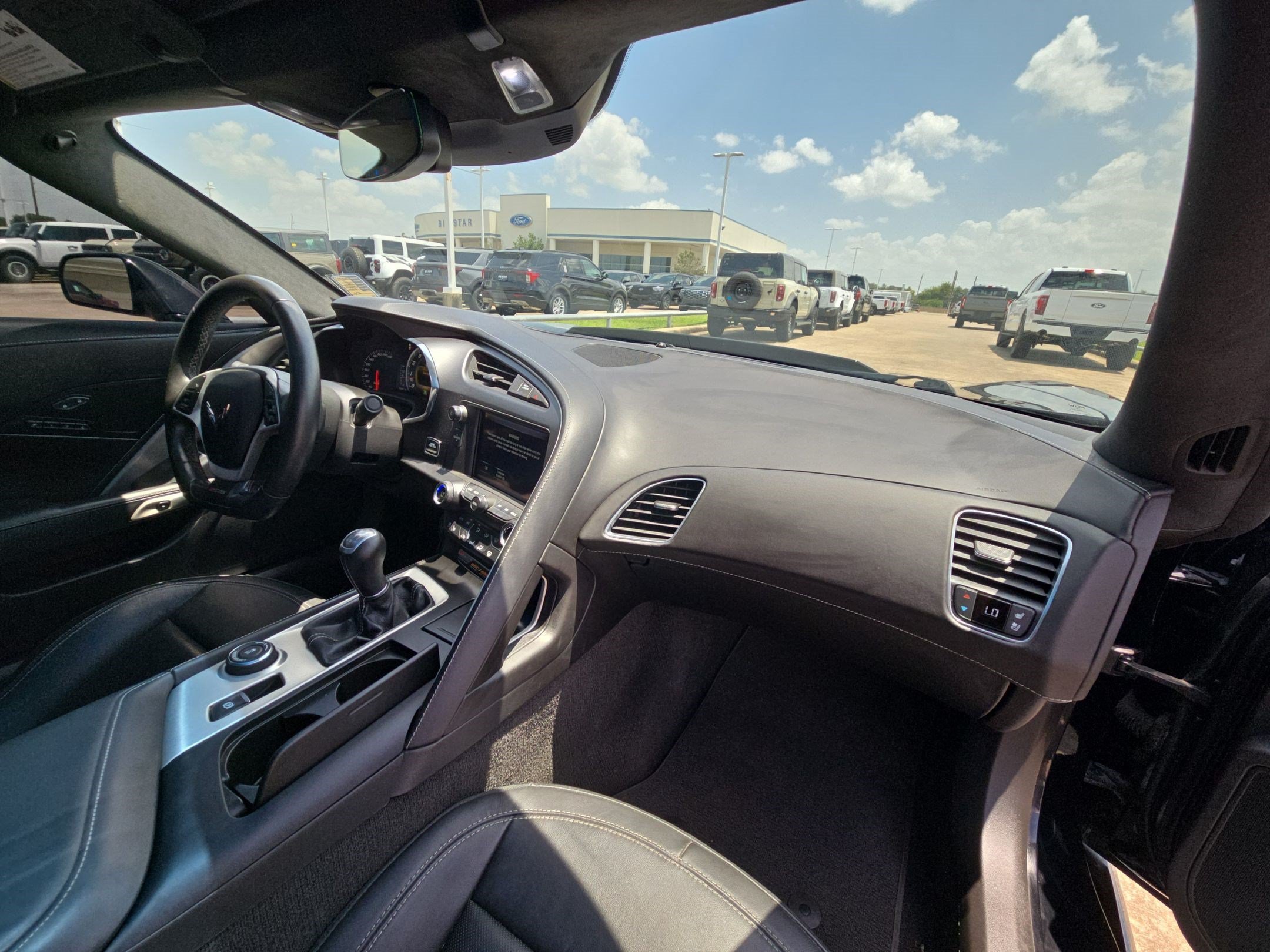 Used 2015 Black Chevrolet Z06 image 27
