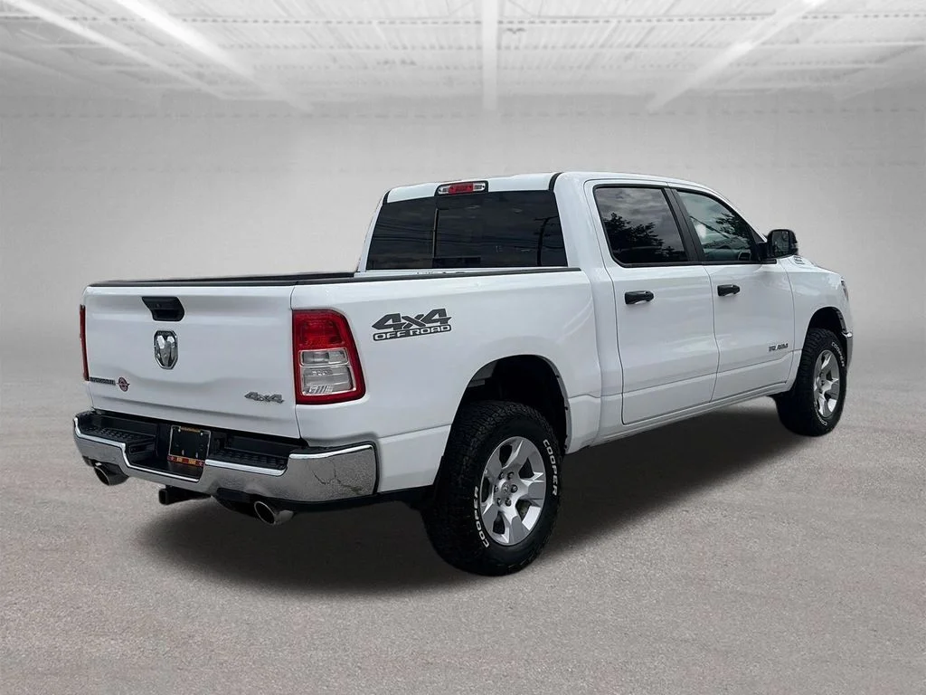 Used 2023 White Ram Big Horn/Lone Star image 6