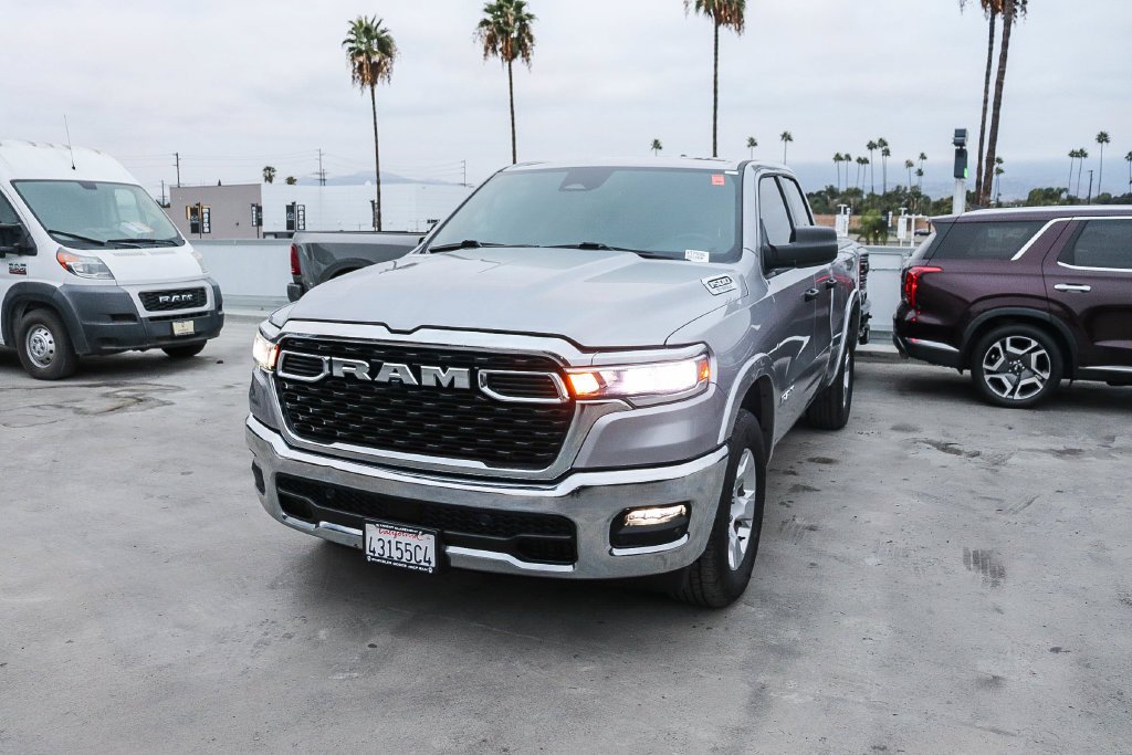 Used 2025 Billet Silver Metallic Ram Big Horn/Lone Star image 4