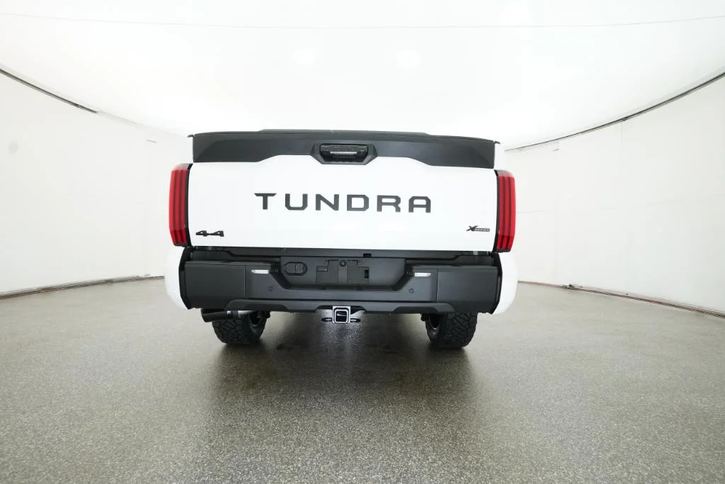New 2026 Ice Cap Toyota SR5 image 31