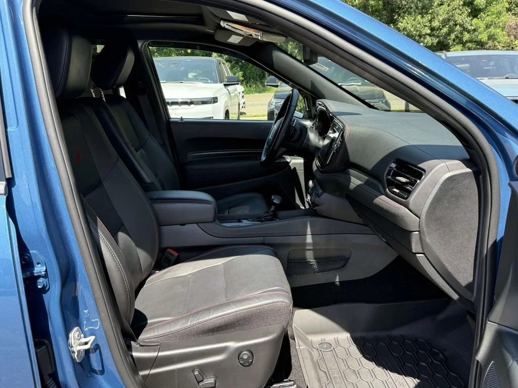 Used 2024  Dodge GT Premium image 15