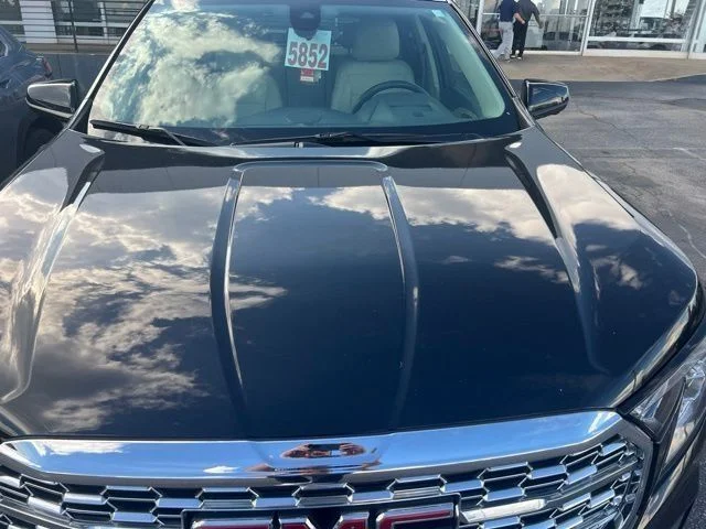Used 2024 Black GMC Denali image 11