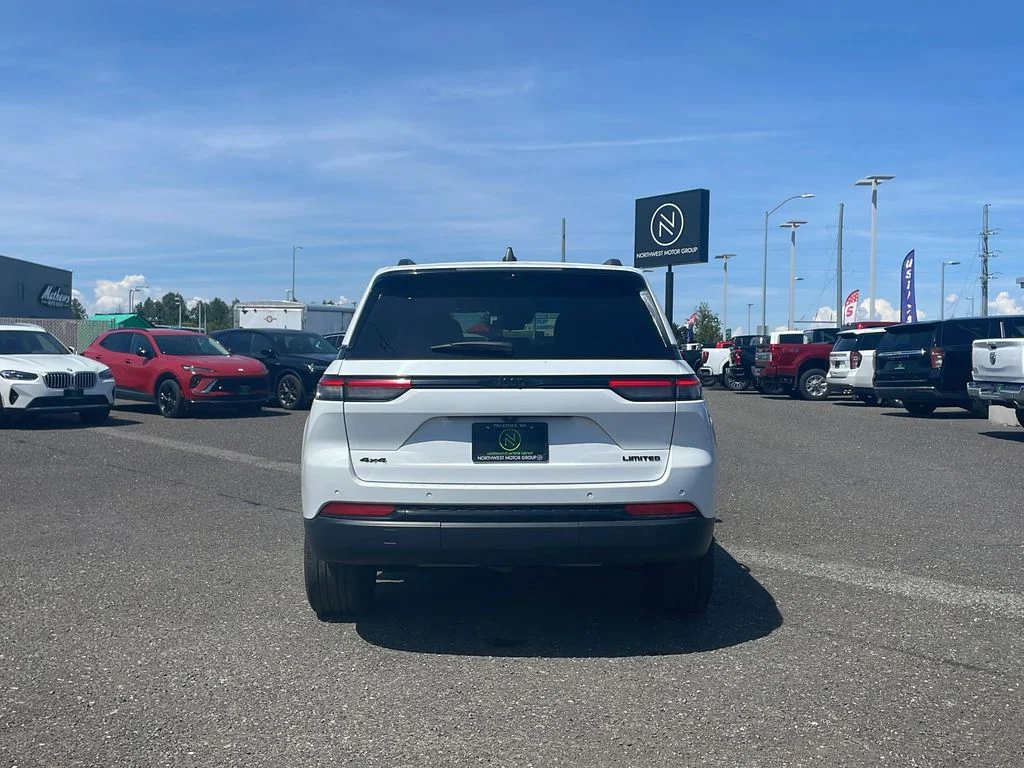 Used 2023 Bright White Jeep Limited image 6