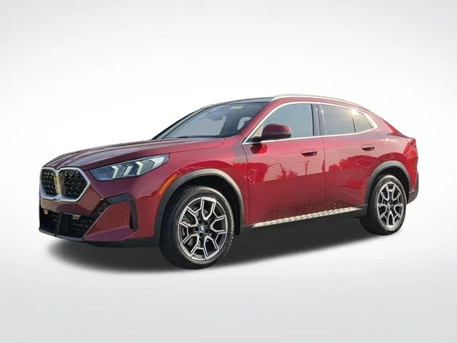 Used 2025 Red BMW xDrive28i image 1