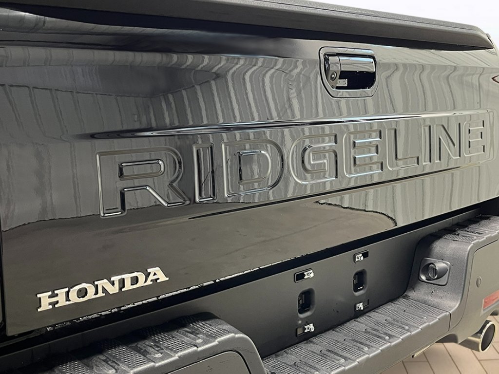 2026 Honda Ridgeline Black Edition - Photo 6