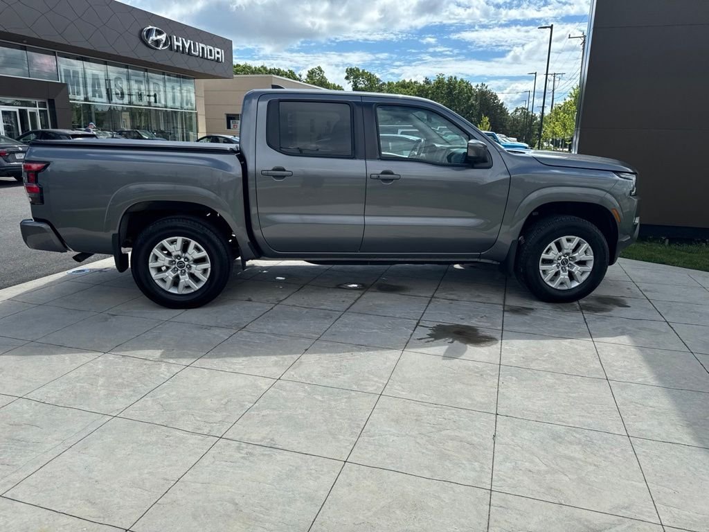2024 Nissan Frontier SV - Photo 9