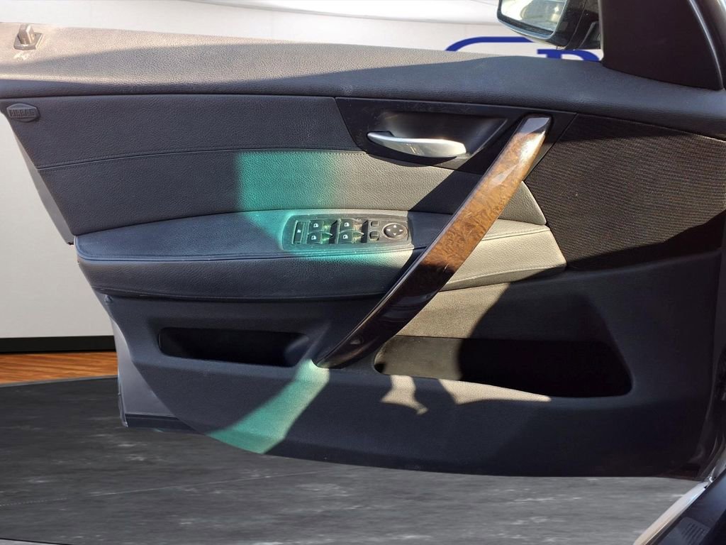 Used 2007 Unknown BMW 3.0si image 8