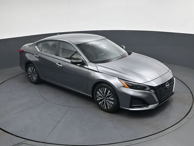 Used 2024 Gray Nissan 2.5 SV image 23