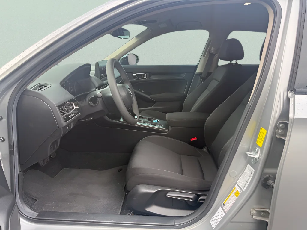 2025 Honda Civic LX - Photo 8