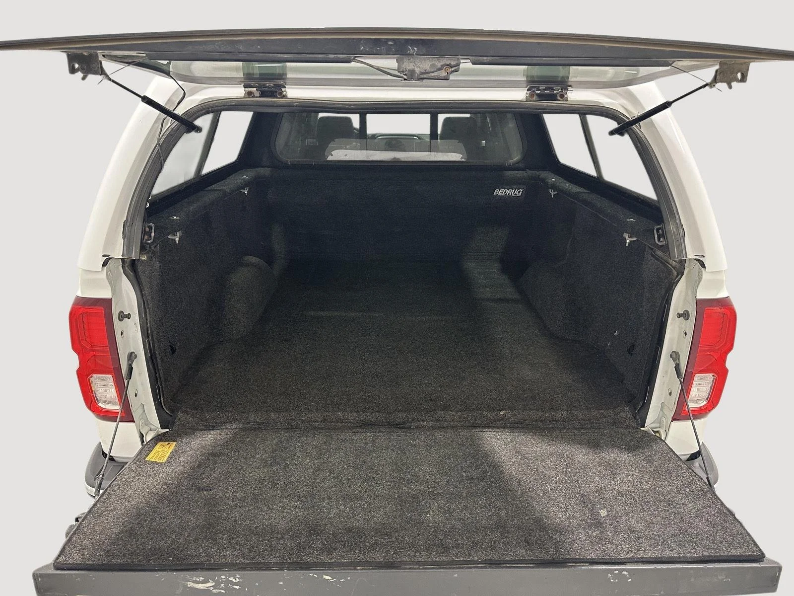 Used 2018 SUMMIT WHITE Chevrolet LTZ image 24