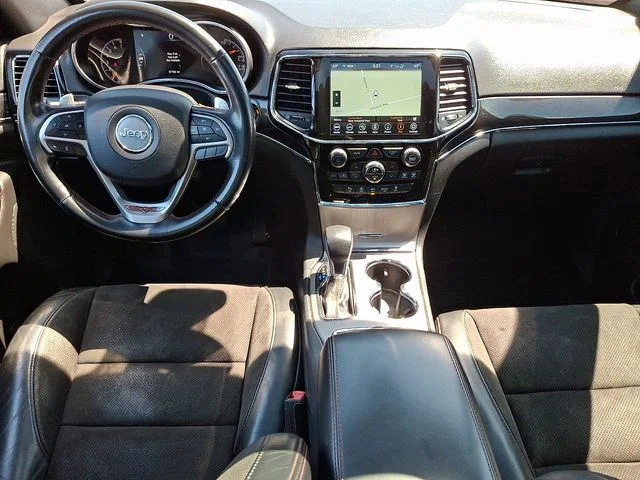 Used 2020 Red Jeep Trailhawk image 15