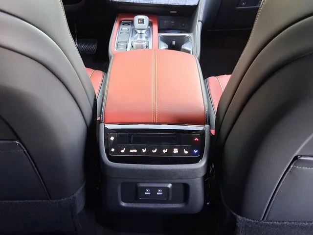 New 2027 2T SUN RED INFINITI Autograph AWD image 23