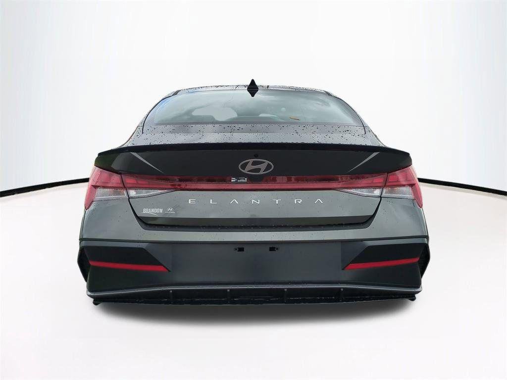 New 2026 Gray Hyundai SEL Sport Premium image 6