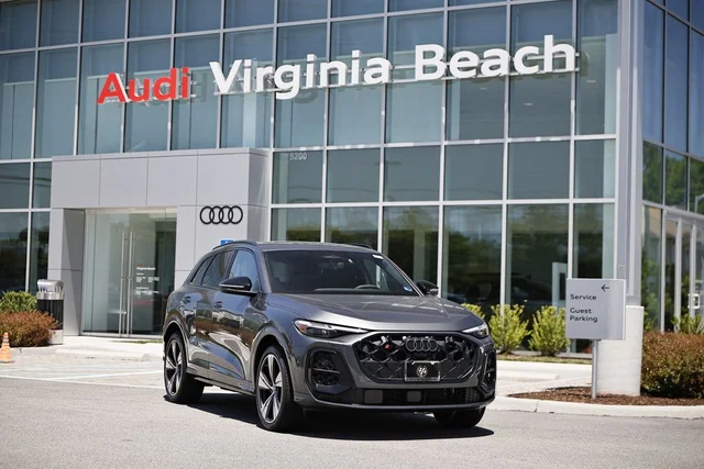 2026 Audi SQ5 Premium Plus
