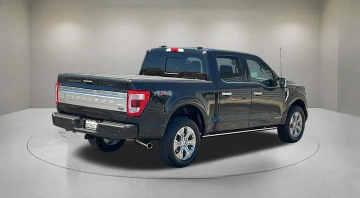 Certified Used 2023 Agate Black Metallic Ford Platinum image 4