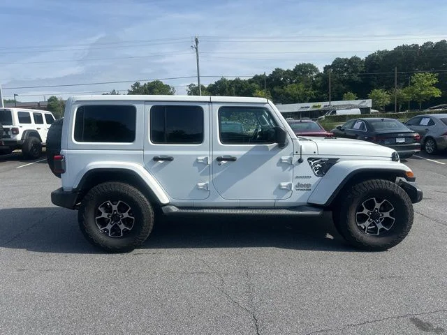 Used 2018 White Jeep Unlimited Sahara image 2