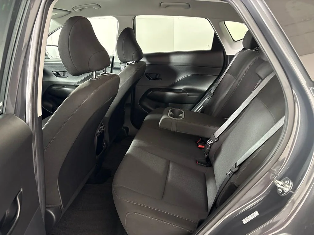 Used 2024 Gray Hyundai SEL image 22