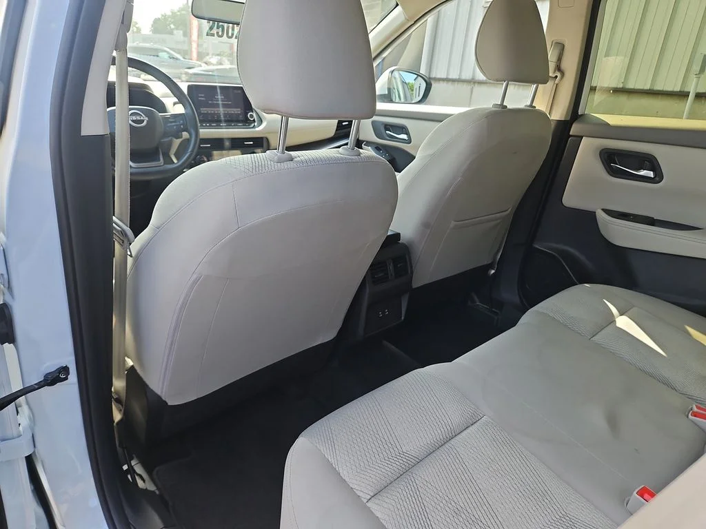 Used 2025 White Nissan SV image 18