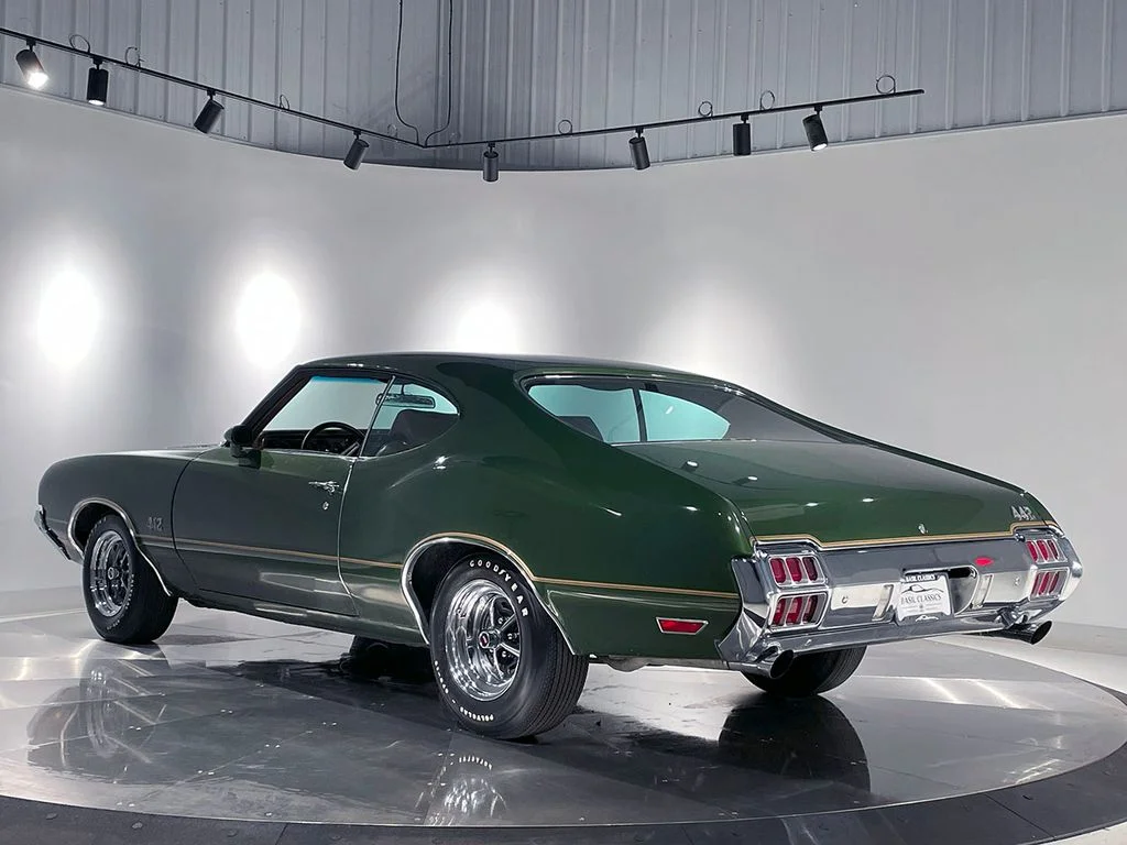 Used 1972  Oldsmobile  image 7