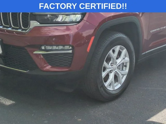 Used 2023 Red Jeep Limited image 9