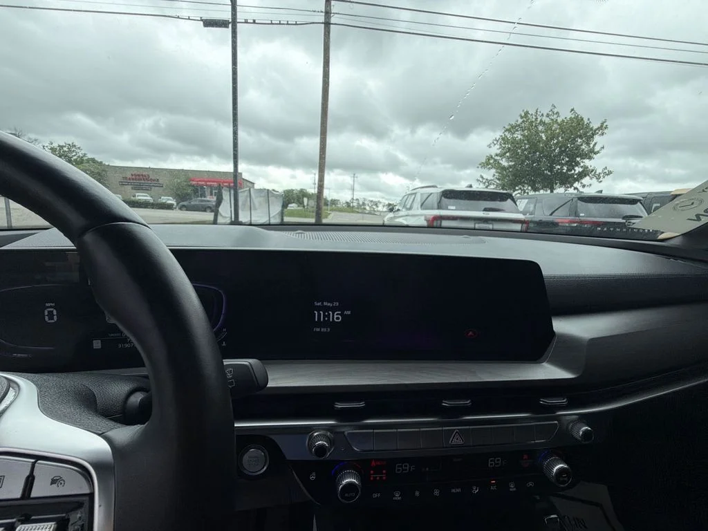 Used 2024 Black Kia EX X-Line image 16