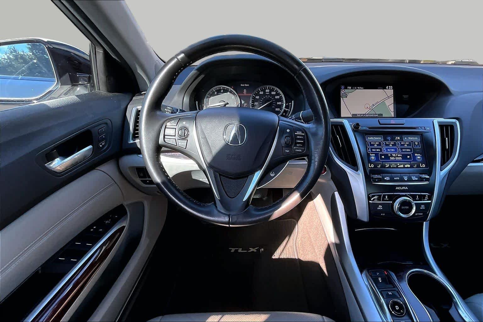 Used 2016 Bellanova White Pearl Acura V6 Tech image 11