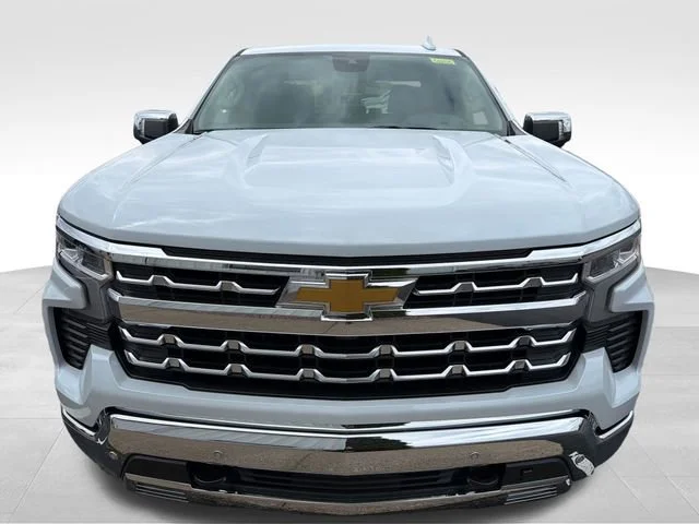 New 2026 Polar White Tricoat Chevrolet LTZ image 10