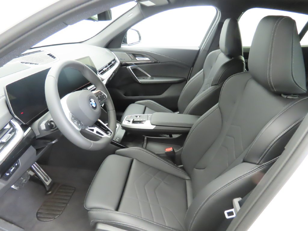 Certified Used 2026 Alpine White BMW xDrive28i image 18