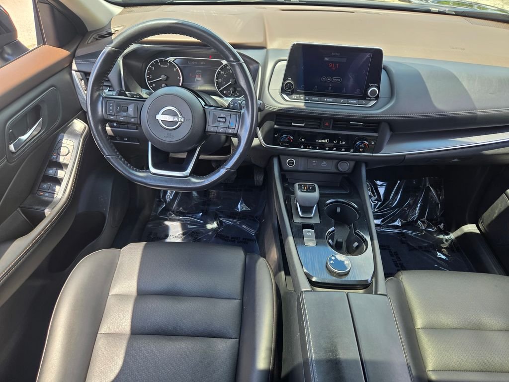 Used 2023 Black Nissan SV image 28