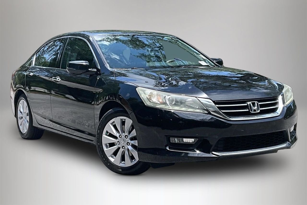 Used 2014  Honda EX-L image 2