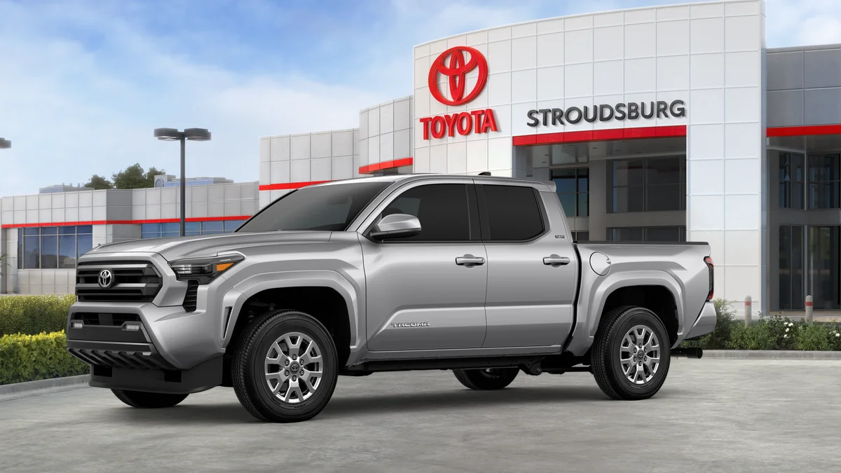 New 2026 Celestial Silver M Toyota SR5 image 32