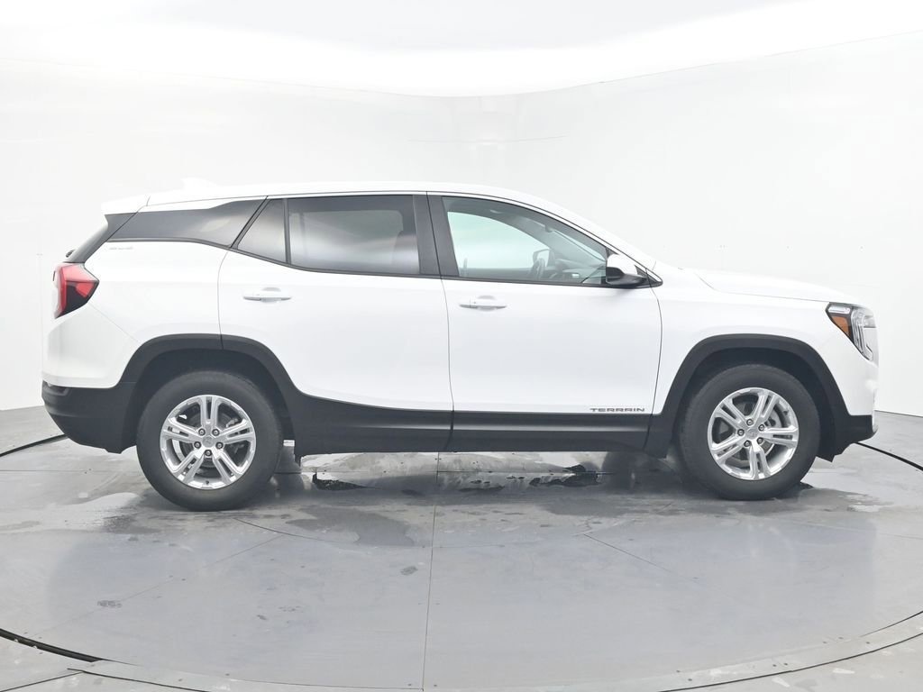 2024 GMC Terrain SLE - Photo 6