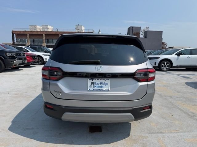 Used 2023 Gray Honda EX-L image 6