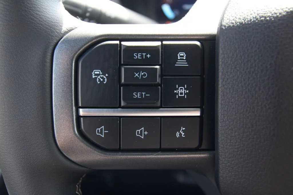 New 2026 Agate Black Metallic Ford F-350® Lariat® image 63