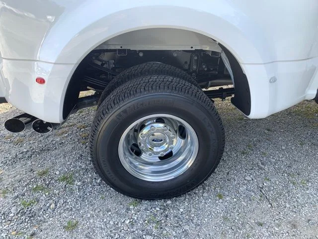 New 2026 White Ford F-350® Platinum® image 39