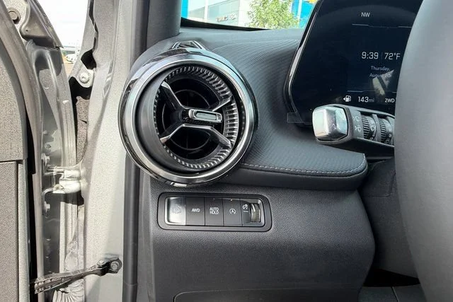 2026 Chevrolet Equinox LT - Photo 17